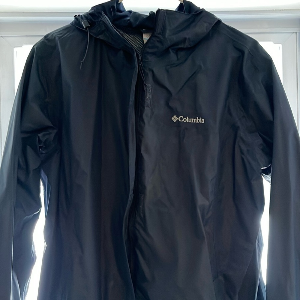 Columbia women’s plus rain jacket